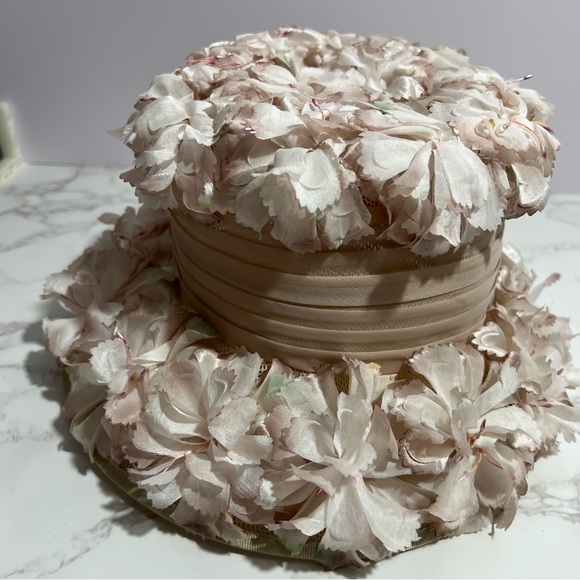 Vintage 1950's Pale Pink Floral Bucket Hat -- OS - Picture 5 of 6